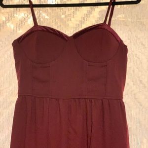 Burgundy romper with pockets!